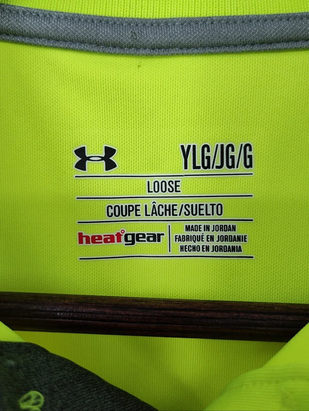 Under Armour Neon Yellow Boys Short Sleeve Polo Size Large